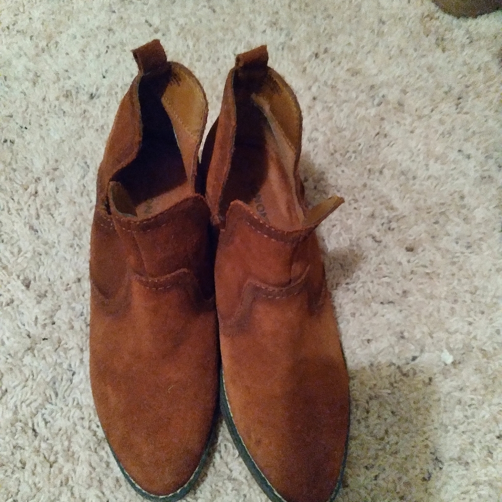 Womens suede ankle boots